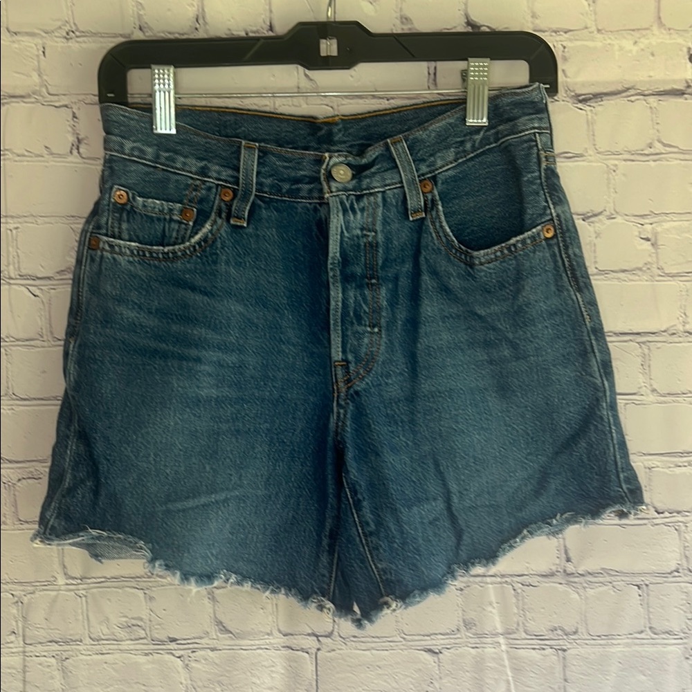 Levi's Blue Jean Shorts Classic Cut Off 100% cotton Shorts Womans size 25‎ or S